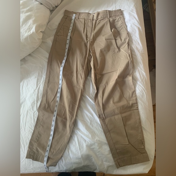 Everlane The Slouchy Chino Pant in Khaki - Picture 6 of 7